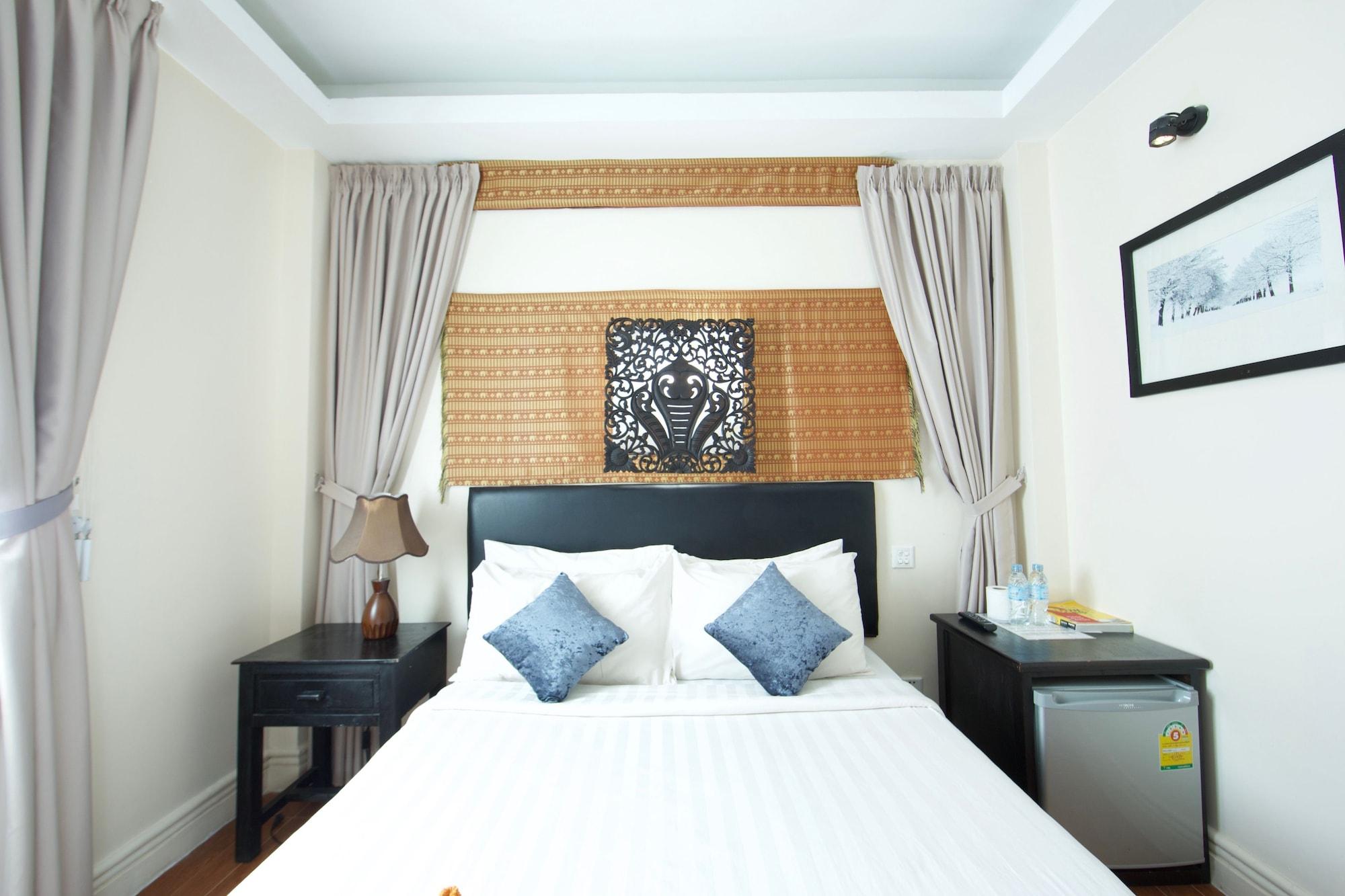 Naga Angkor Hostel Siem Reap Exterior photo