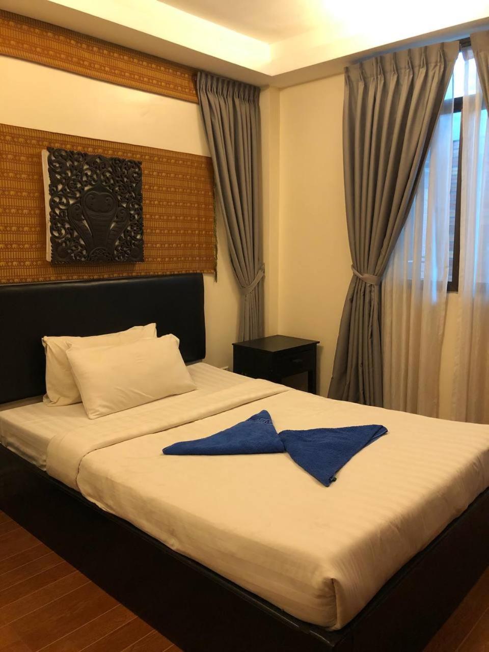 Naga Angkor Hostel Siem Reap Exterior photo