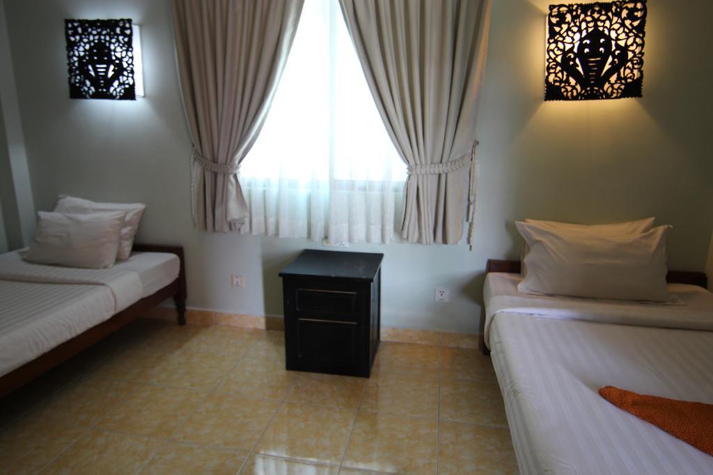 Naga Angkor Hostel Siem Reap Exterior photo