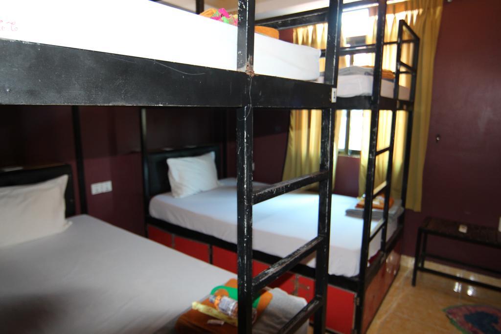 Naga Angkor Hostel Siem Reap Exterior photo