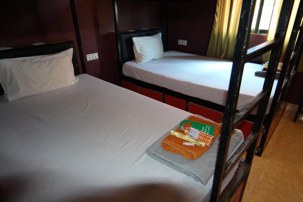 Naga Angkor Hostel Siem Reap Exterior photo