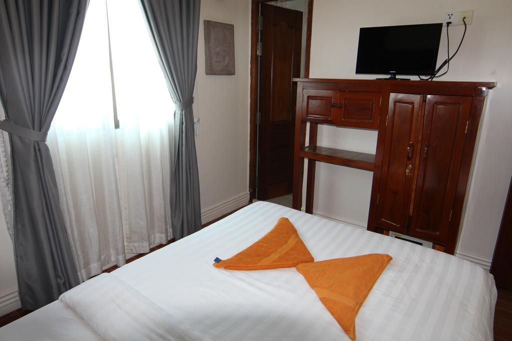 Naga Angkor Hostel Siem Reap Exterior photo