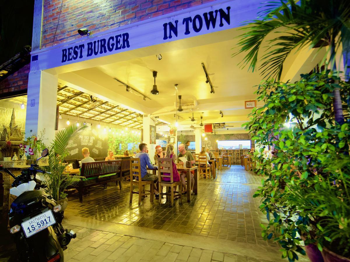 Naga Angkor Hostel Siem Reap Exterior photo