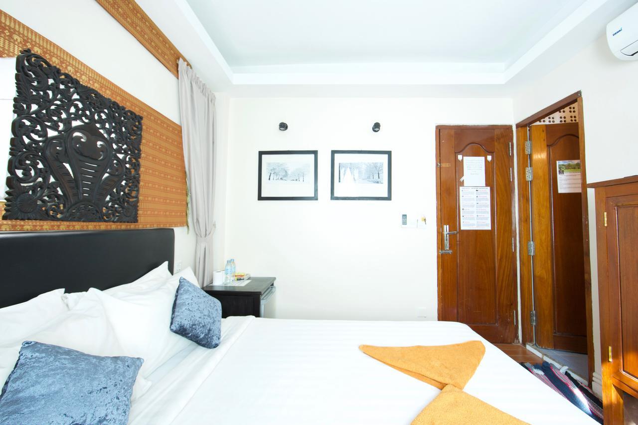 Naga Angkor Hostel Siem Reap Exterior photo